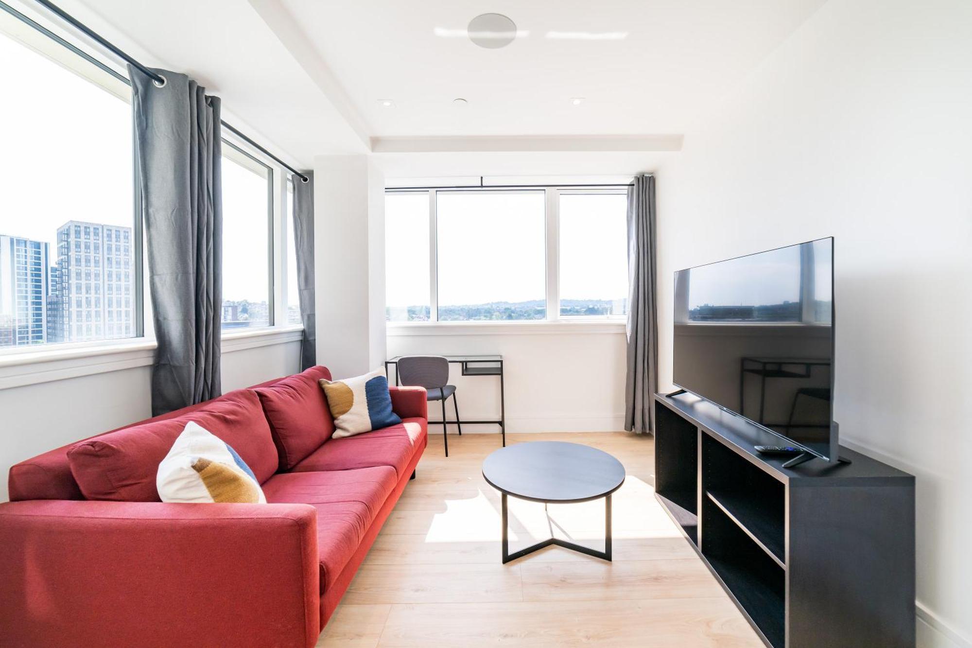Stylish Retreats On Olympic Way Lejlighed London Eksteriør billede