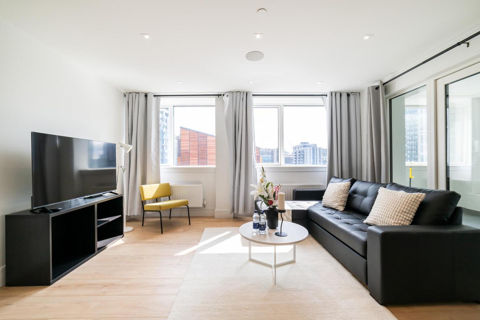 Stylish Retreats On Olympic Way Lejlighed London Eksteriør billede
