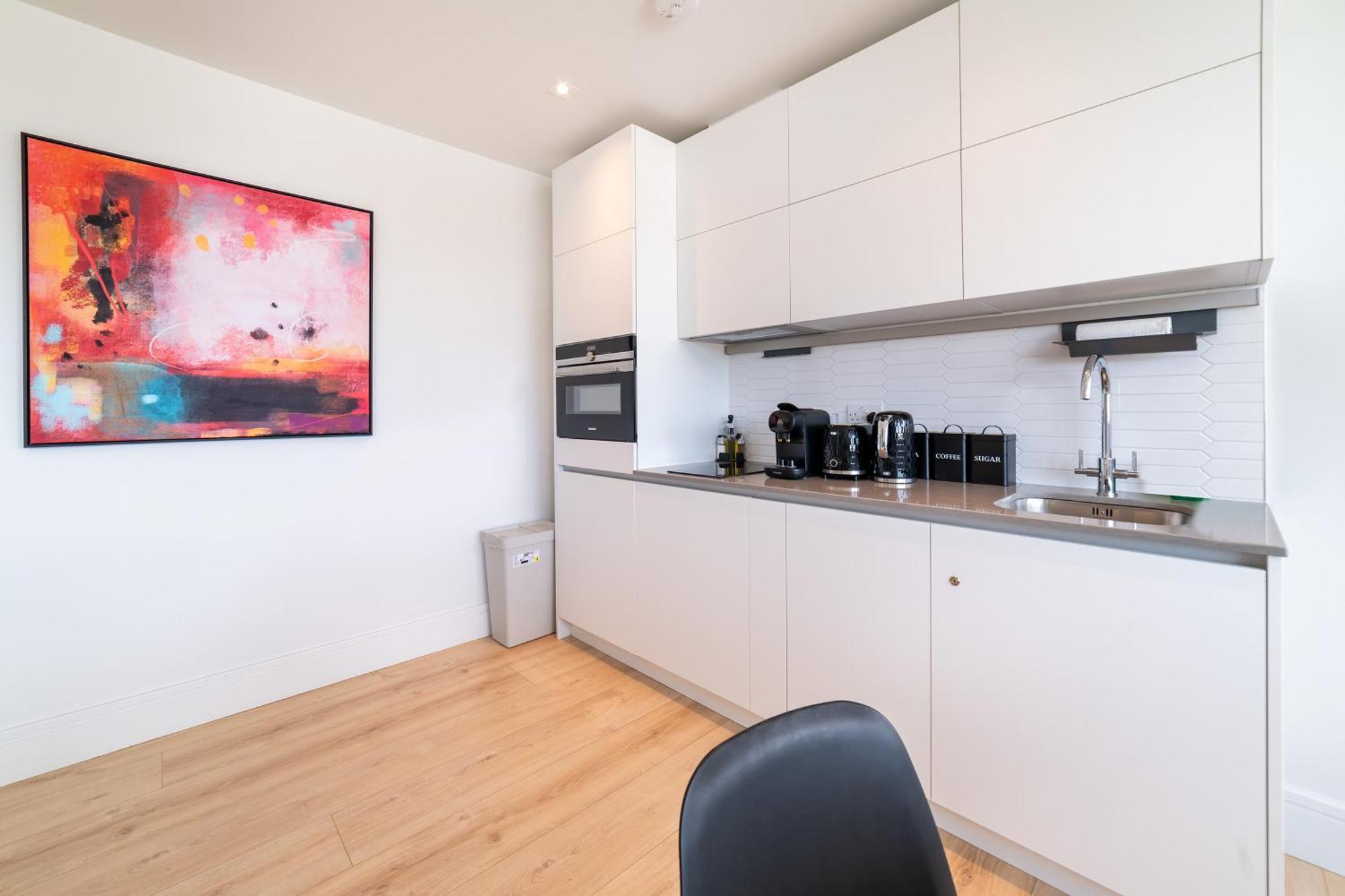 Stylish Retreats On Olympic Way Lejlighed London Eksteriør billede