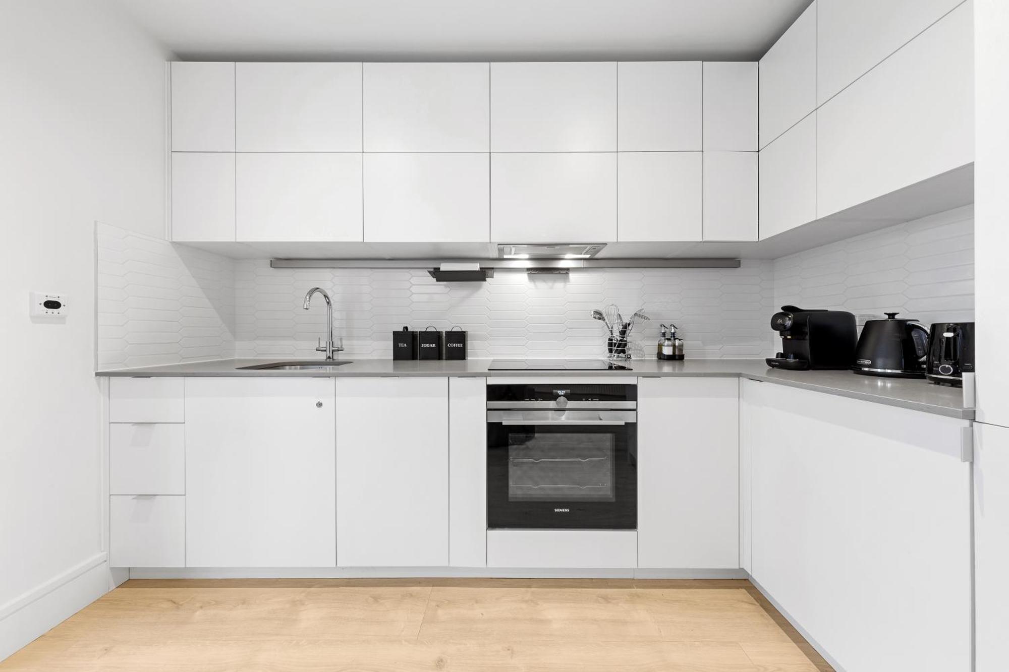Stylish Retreats On Olympic Way Lejlighed London Eksteriør billede