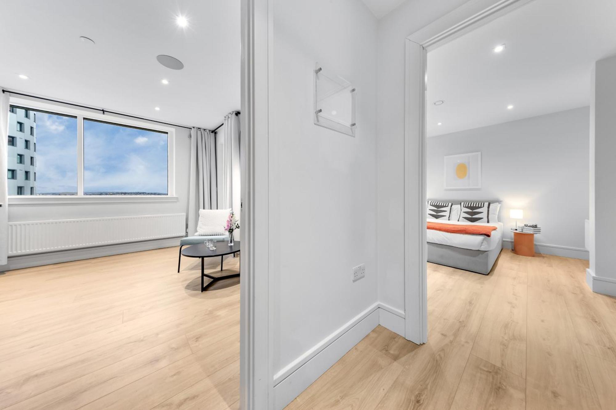 Stylish Retreats On Olympic Way Lejlighed London Eksteriør billede
