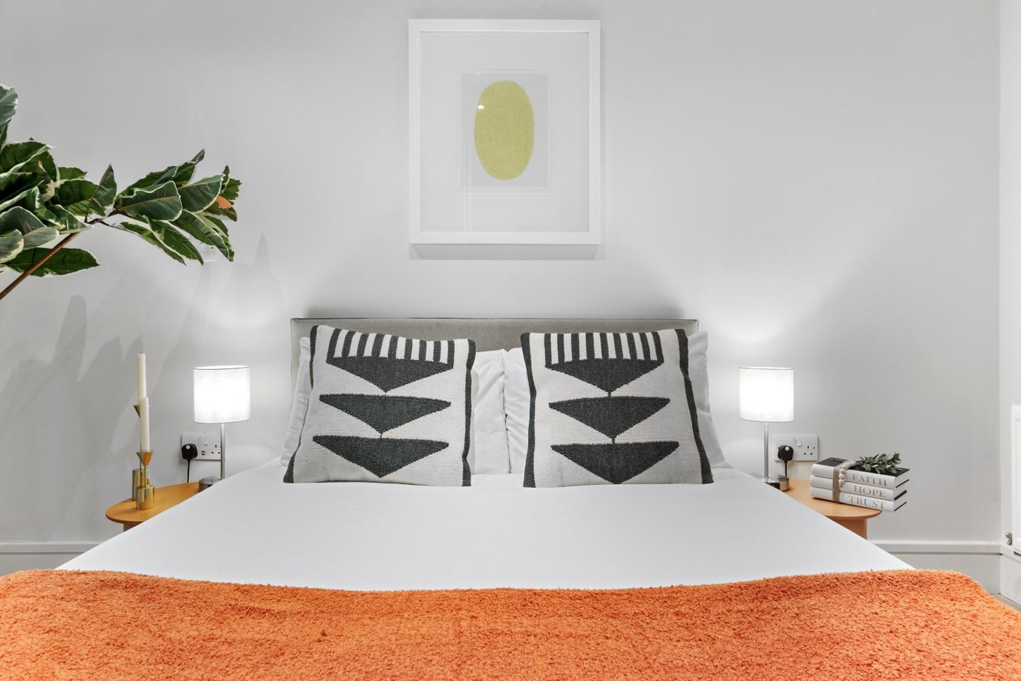 Stylish Retreats On Olympic Way Lejlighed London Eksteriør billede