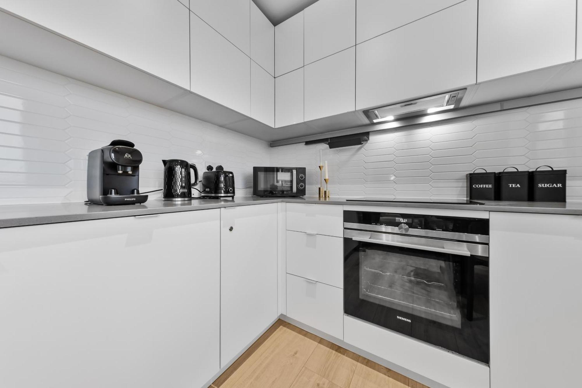 Stylish Retreats On Olympic Way Lejlighed London Eksteriør billede